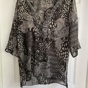 Ravi ya - Beach Coverup